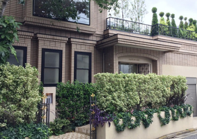 高級住宅と呼ばれる特徴がある